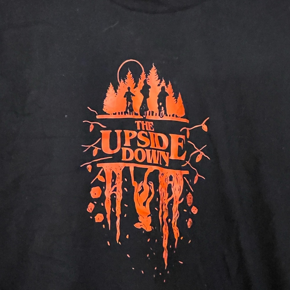 Stranger things tshirt - Picture 2 of 3